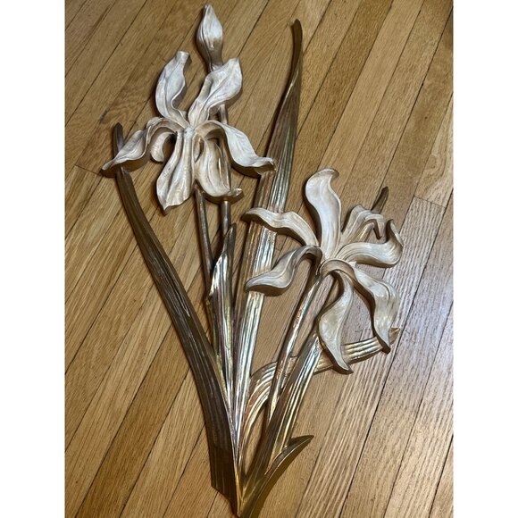 VTG MCM Floral Wall Art Sculpture 21.5" Gold Cream Metal Iris Flower Home Decor - Picture 2 of 6